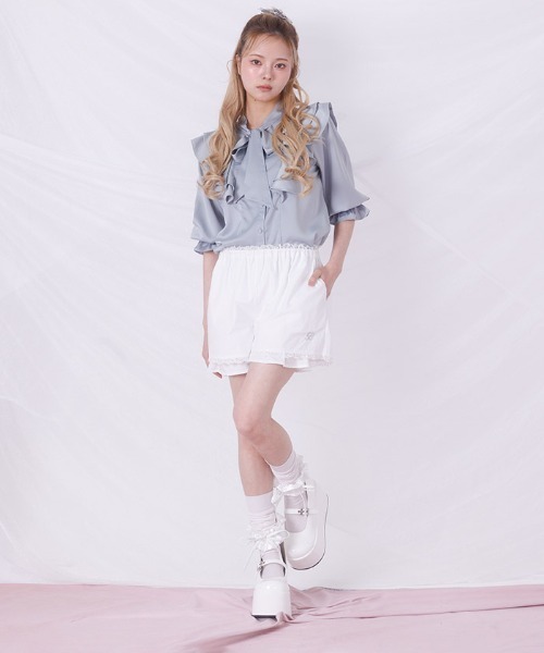 FickleBebe(フィクルベベ)の「エナメルシュシュパンプス(パンプス・レディース・ホワイト/ブラック・SMALL/LARGE/MEDIUM)」の13枚目の写真