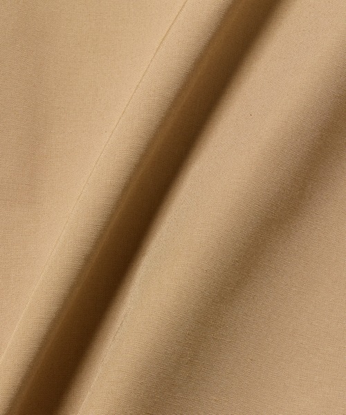 LACOSTE（ラコステ）の「撥水 ダブルカラー BACHプリーツ ロングスプリングコート（ステンカラーコート・レディース・ベージュ/ブラック・34/40/36/38）」の19枚目の写真