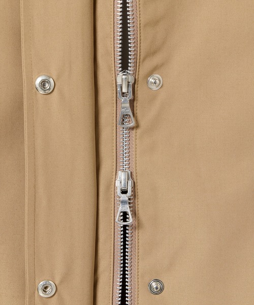 LACOSTE（ラコステ）の「撥水 ダブルカラー BACHプリーツ ロングスプリングコート（ステンカラーコート・レディース・ベージュ/ブラック・34/40/36/38）」の10枚目の写真