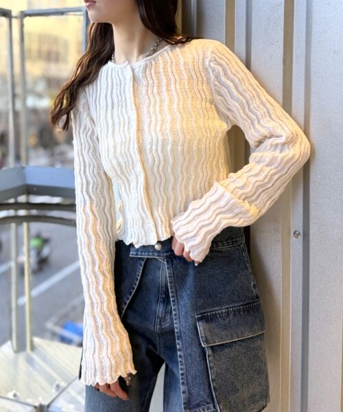 w closet（ダブルクローゼット）の「ブークレショートカーディガン（Tシャツ/カットソー・レディース・アイボリー/ブラック/レッド/ピンク/グリーン/ブラウン・FREE）」の2枚目の写真