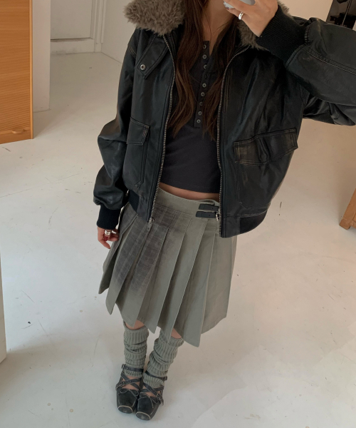 PORTERNA(ポルテナ)の「MIX POINT LONG SLEEVE BUTTON T-SHIRT-CHARCOAL(Tシャツ/カットソー・レディース・その他・X-SMALL/MEDIUM/SMALL)」の21枚目の写真