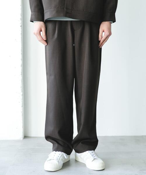 URBAN RESEARCH DOORS(アーバンリサーチドアーズ)の「『吸水速乾』セオアルファセミワイドトラウザー(その他パンツ・メンズ・ブラウン/ネイビー・MEDIUM/LARGE)」の10枚目の写真