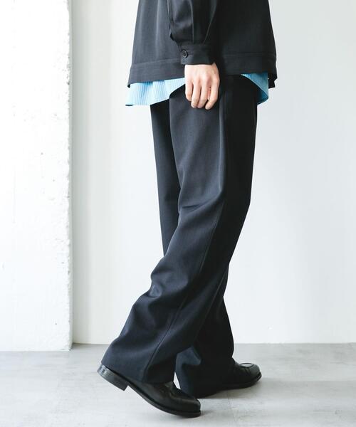 URBAN RESEARCH DOORS(アーバンリサーチドアーズ)の「『吸水速乾』セオアルファセミワイドトラウザー(その他パンツ・メンズ・ブラウン/ネイビー・MEDIUM/LARGE)」の16枚目の写真