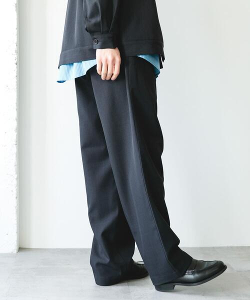 URBAN RESEARCH DOORS(アーバンリサーチドアーズ)の「『吸水速乾』セオアルファセミワイドトラウザー(その他パンツ・メンズ・ブラウン/ネイビー・MEDIUM/LARGE)」の17枚目の写真