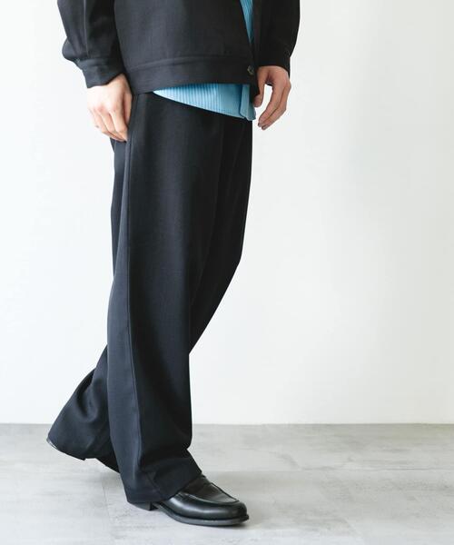 URBAN RESEARCH DOORS(アーバンリサーチドアーズ)の「『吸水速乾』セオアルファセミワイドトラウザー(その他パンツ・メンズ・ブラウン/ネイビー・MEDIUM/LARGE)」の18枚目の写真