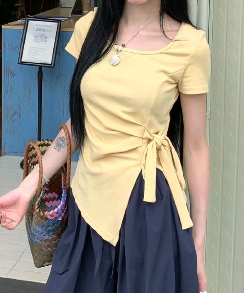 Teem Store(チームストア)の「【カラバリ】サイドリボンカシュクールTシャツ(Tシャツ/カットソー・レディース・イエロー/ネイビー/グリーン/ホワイト/サックスブルー/ブラック/パープル・F)」の7枚目の写真