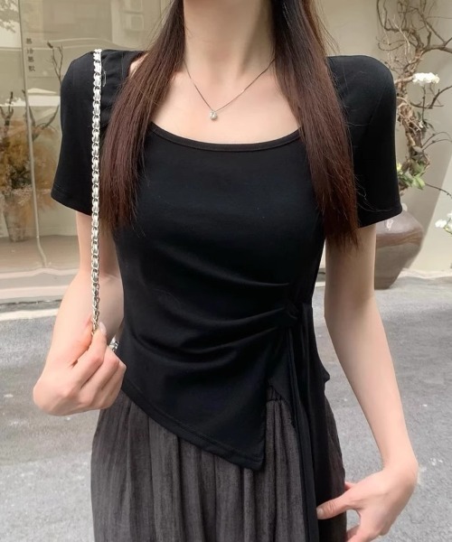 Teem Store(チームストア)の「【カラバリ】サイドリボンカシュクールTシャツ(Tシャツ/カットソー・レディース・イエロー/ネイビー/グリーン/ホワイト/サックスブルー/ブラック/パープル・F)」の2枚目の写真
