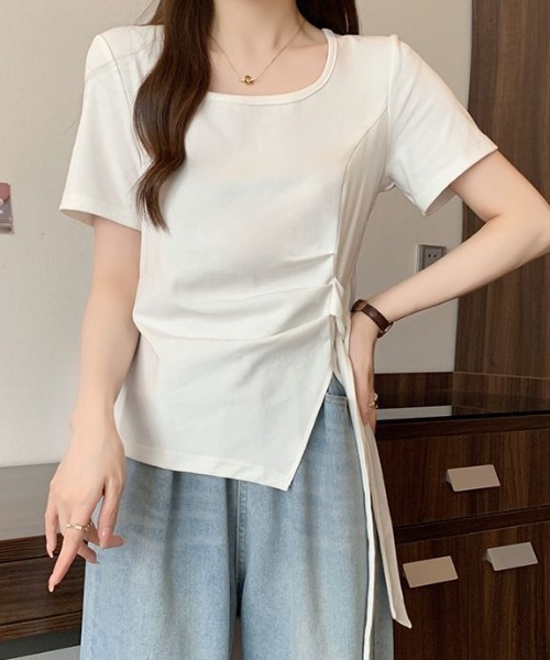 Teem Store(チームストア)の「【カラバリ】サイドリボンカシュクールTシャツ(Tシャツ/カットソー・レディース・イエロー/ネイビー/グリーン/ホワイト/サックスブルー/ブラック/パープル・F)」の13枚目の写真
