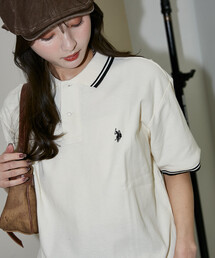 PUBLUX（パブリュクス）の「U.S. POLO ASSN. × PUBLUX/ユーエスポロアッスン 別注 ワンポイント 刺繍 鹿の子 ポロシャツ　限定展開（ポロシャツ）」