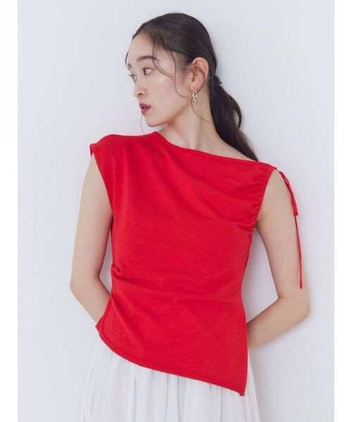 LAGUNAMOON（ラグナムーン）の「アシメギャザーリボンニットプルオーバー 【夏服】（ポロシャツ・レディース・ブラック/レッド/アイボリー・SMALL/MEDIUM/FREE）」の13枚目の写真