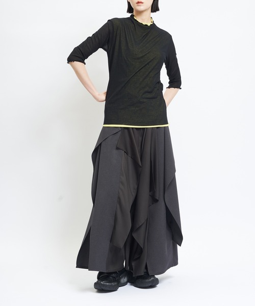 gomme(ゴム)の「80/2強撚天竺 強撚ボトルネックT(Tシャツ/カットソー・レディース・ホワイト×ブラック/ブラック×ホワイト/ブラック×イエロー・MEDIUM)」の6枚目の写真