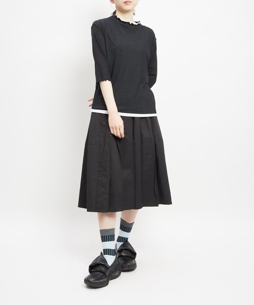 gomme(ゴム)の「80/2強撚天竺 強撚ボトルネックT(Tシャツ/カットソー・レディース・ホワイト×ブラック/ブラック×ホワイト/ブラック×イエロー・MEDIUM)」の11枚目の写真