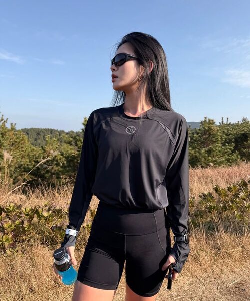 THEWARLD（ザワールド）の「AAS LONG SLEEVE MATT BLACK（Tシャツ/カットソー・レディース・その他・1/2/3）」の7枚目の写真