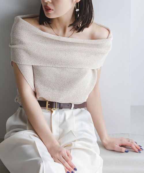 Noble(ノーブル)の「【洗える】ニュアンスオフショルプルオーバー(ニット/セーター・レディース・チャコールグレー/グリーン/アイボリー・FREE)」の2枚目の写真