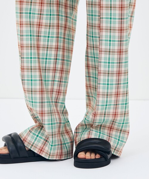 caban(キャバン)の「コットンポリエステルツイル チェックセミワイドパンツ(その他パンツ・レディース・グリーン系その他・XS/S)」の10枚目の写真