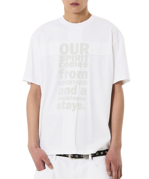 OY(オーワイ)の「『OY/オーワイ』RESISTANCE CROSS PATCH TEE/レジスタンスクロスパッチTシャツ(Tシャツ/カットソー・メンズ・ホワイト/ブラック・L/M)」の2枚目の写真