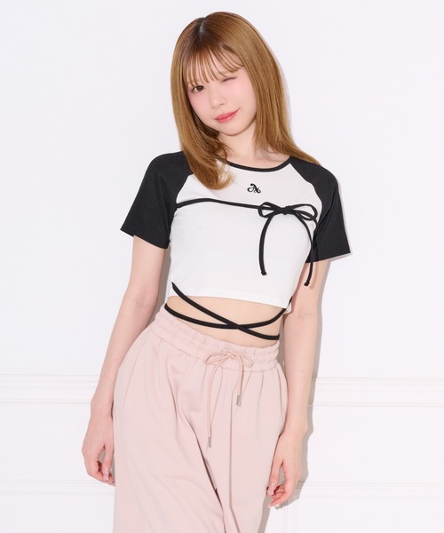 apres jour(アプレジュール)の「クロスリボンリンガーTシャツ(Tシャツ/カットソー・レディース・ブラック/ピンク・フリー/X-LARGE)」の3枚目の写真