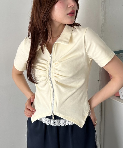CLEA(クレア)の「ジップギャザー襟付きトップス(Tシャツ/カットソー・レディース・ピンク/ホワイト/アイボリー/ブラック/ライトグレー/ライトブルー・FREE)」の14枚目の写真