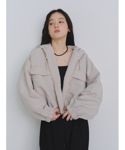 P.V.T(ピーブイティー)の「裾バルーンマウンテンパーカー(マウンテンパーカー・レディース・Black/カーキ/アイボリー・M)」の15枚目の写真