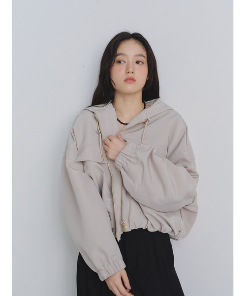 P.V.T(ピーブイティー)の「裾バルーンマウンテンパーカー(マウンテンパーカー・レディース・Black/カーキ/アイボリー・M)」の16枚目の写真