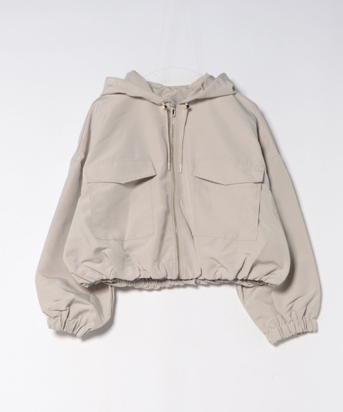 P.V.T(ピーブイティー)の「裾バルーンマウンテンパーカー(マウンテンパーカー・レディース・Black/カーキ/アイボリー・M)」の10枚目の写真