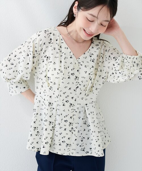 natural couture(ナチュラルクチュール)の「〈osono〉タックデザインぺプラム5分袖ブラウス(シャツ/ブラウス・レディース・オフホワイト/その他2/その他1/ドット/チェック/ストライプ/ネイビー・FREE)」の16枚目の写真