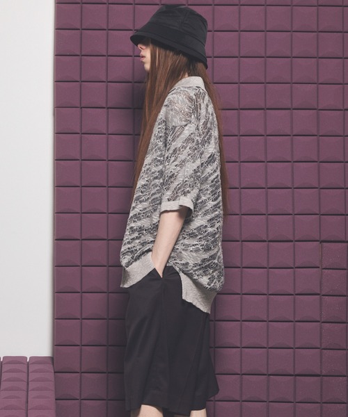 MAISON SPECIAL（メゾンスペシャル）の「《UNISEX》Random Bias Mesh Jacquard Prime-Over Knit T-shirt/ランダムバイアスメッシュジャガードプライムオーバーニットTシャツ【MAISON SPECIAL/メゾンスペシャル】（ポロシャツ・メンズ・ブラック/グレー/レッド・0/1/2）」の12枚目の写真