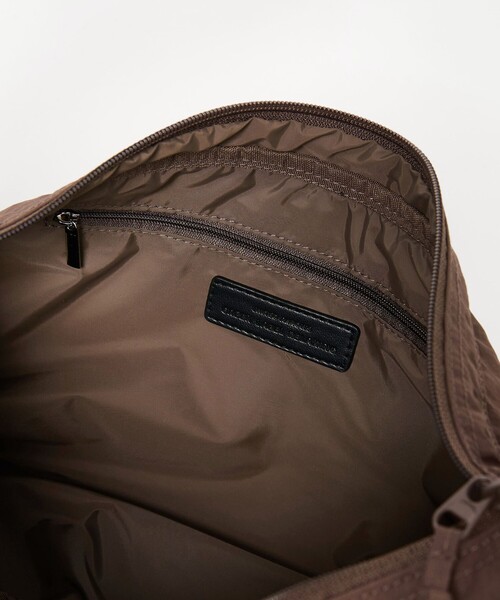 green label relaxing（グリーンレーベルリラクシング）の「【WEB限定】2WAY ラウンドショルダーバッグ / ユニセックス はっ水（ショルダーバッグ・レディース・ブラック/オフホワイト/ブラウン/オリーブ/ライトグレー・FREE）」の13枚目の写真