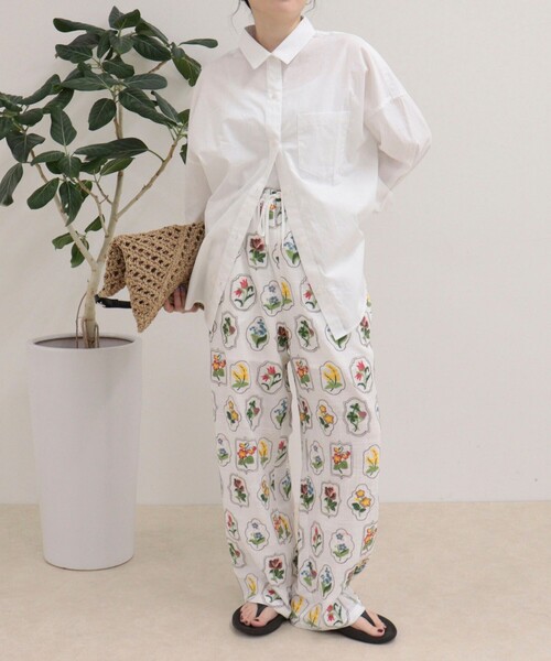 fredy emue(フレディエミュ)の「汗染み軽減加工COTTONオーバーシャツ(シャツ/ブラウス・レディース・ブルー系その他/サックスブルー/ブラウン系その他/オフホワイト・38)」の8枚目の写真