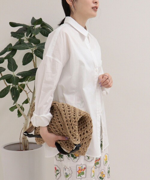 fredy emue(フレディエミュ)の「汗染み軽減加工COTTONオーバーシャツ(シャツ/ブラウス・レディース・ブルー系その他/サックスブルー/ブラウン系その他/オフホワイト・38)」の10枚目の写真