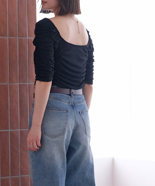 AKTE(アクテ)の「バックラウンドギャザートップス(Tシャツ/カットソー・レディース・アイボリー/ブラック・FREE)」の18枚目の写真