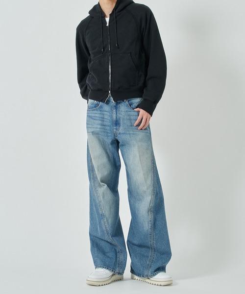 NVRFRGT(ネヴァーフォーゲット)の「【NVRFRGT】3D TWISTED WIDE LEG JEANS(デニムパンツ・メンズ・インディゴブルー・3/2/1)」の2枚目の写真