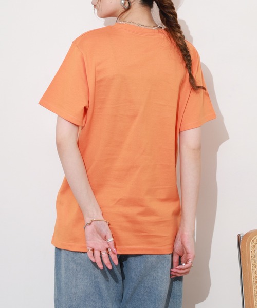 Re:EDIT(リエディ)の「日本製メッセージプリントコットン天竺Tシャツ 半袖(Tシャツ/カットソー・レディース・オレンジ・M)」の5枚目の写真