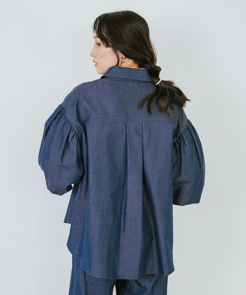 Sirin（シリン）の「≪セットアップ可≫ ボリュームスリーブデニムシャツ（シャツ/ブラウス・レディース・ネイビー/ブルー・FREE）」の5枚目の写真