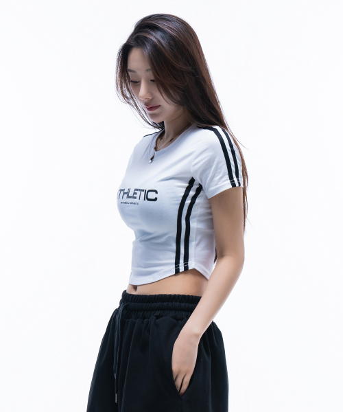 PHYSICAL GARMENTS（フィジカルガーメンツ）の「P5024 ウーマンライン クロップ半袖 [2カラー]（Tシャツ/カットソー・レディース・ブラック/ホワイト・MEDIUM/SMALL）」の8枚目の写真