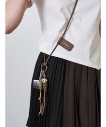 ELENDEEK（エレンディーク）の「MULTI SMARTPHONE LEATHER SHOULDER（スマホグッズ）」