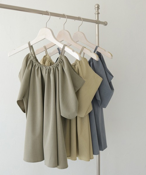 CLEIO(クレイオ)の「【CLEIO】オフショルダードレープギャザーブラウス OFF-SHOULDER DRAPE GATHER BLOUSE(シャツ/ブラウス・レディース・ネイビー/カーキ/ベージュ・FREE)」の8枚目の写真