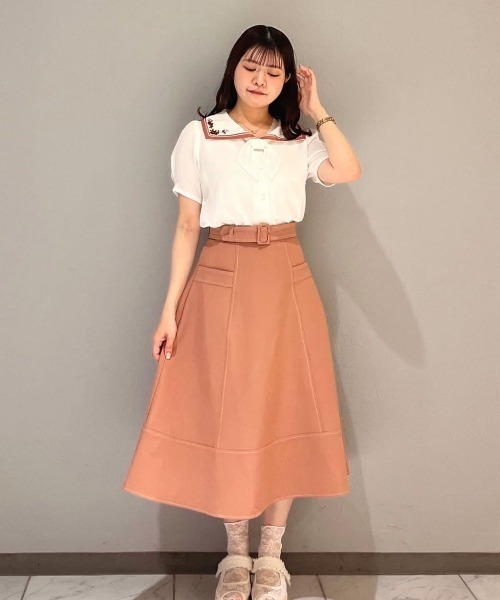 F i.n.t(フィント)の「ベリー柄スカーフ衿タイ付きブラウス/fint フィント(シャツ/ブラウス・レディース・ホワイト×ピンク/ホワイト×ブルー・FREE)」の6枚目の写真