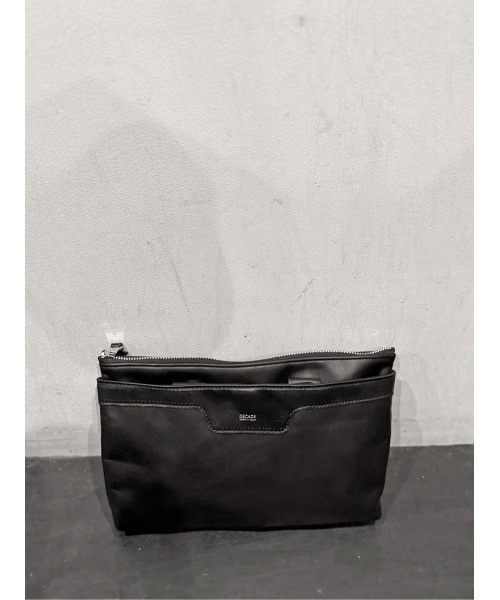 DECADE(ディケイド)の「ホースレザーミニバッグ (DCD-01550)/ Horse Lether 2Way Mini Bag(ショルダーバッグ・メンズ・ブラック/ブラック系その他・フリー)」の11枚目の写真