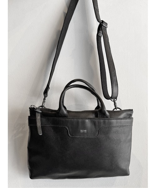 DECADE(ディケイド)の「ホースレザーミニバッグ (DCD-01550)/ Horse Lether 2Way Mini Bag(ショルダーバッグ・メンズ・ブラック/ブラック系その他・フリー)」の3枚目の写真