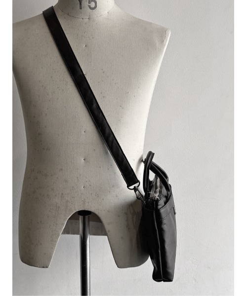 DECADE(ディケイド)の「ホースレザーミニバッグ (DCD-01550)/ Horse Lether 2Way Mini Bag(ショルダーバッグ・メンズ・ブラック/ブラック系その他・フリー)」の21枚目の写真