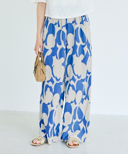 coca(coca)(コカ)の「レーヨンジオメトリック柄パンツ(その他パンツ・レディース・その他・MEDIUM/LONG/SHORT)」の4枚目の写真