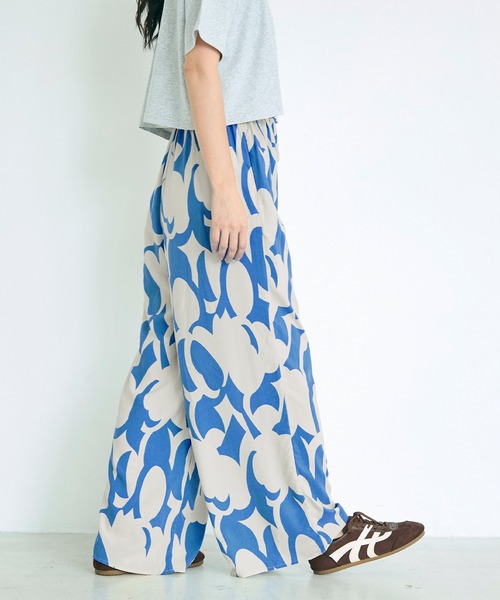 coca(coca)(コカ)の「レーヨンジオメトリック柄パンツ(その他パンツ・レディース・その他・MEDIUM/LONG/SHORT)」の9枚目の写真