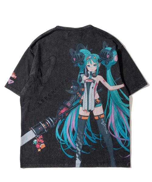 ADPOSION(アドポーション)の「【P.N UNDERGROUND × RACING MIKU】バックプリント クルーネックTシャツ(Tシャツ/カットソー・メンズ・ブラック/ホワイト/チャコールグレー・LARGE/MEDIUM/X-LARGE)」の9枚目の写真