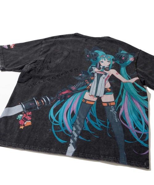 ADPOSION(アドポーション)の「【P.N UNDERGROUND × RACING MIKU】バックプリント クルーネックTシャツ(Tシャツ/カットソー・メンズ・ブラック/ホワイト/チャコールグレー・LARGE/MEDIUM/X-LARGE)」の12枚目の写真