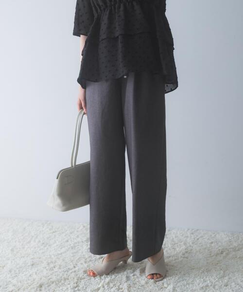 URBAN RESEARCH ROSSO WOMEN(アーバンリサーチ ロッソ)の「タンブラーストレートパンツ(その他パンツ・レディース・ブラウン/オフホワイト/グレー・36/38)」の3枚目の写真