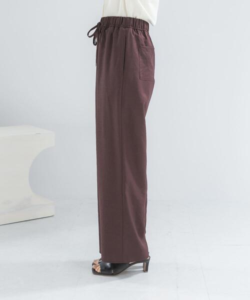 URBAN RESEARCH ROSSO WOMEN(アーバンリサーチ ロッソ)の「タンブラーストレートパンツ(その他パンツ・レディース・ブラウン/オフホワイト/グレー・36/38)」の5枚目の写真