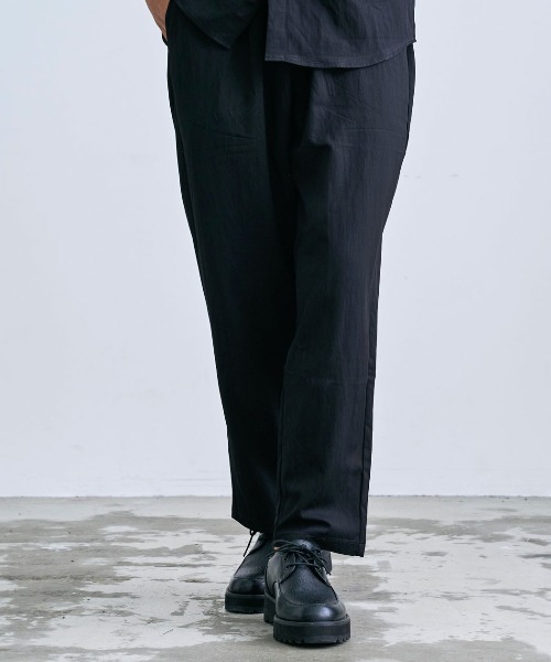 BENUSTA(ベヌスタ)の「『BENUSTA/ベヌスタ』ストレッチセットアップ(長袖シャツ&パンツ)【GC】(セットアップ・メンズ・ブラウン/グレー/ブラック・XL/L/M)」の11枚目の写真
