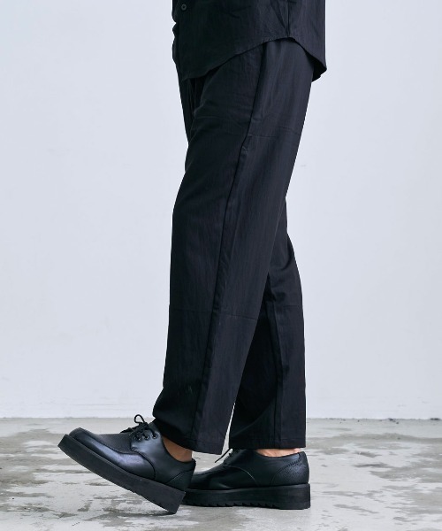 BENUSTA(ベヌスタ)の「『BENUSTA/ベヌスタ』ストレッチセットアップ(長袖シャツ&パンツ)【GC】(セットアップ・メンズ・ブラウン/グレー/ブラック・XL/L/M)」の12枚目の写真