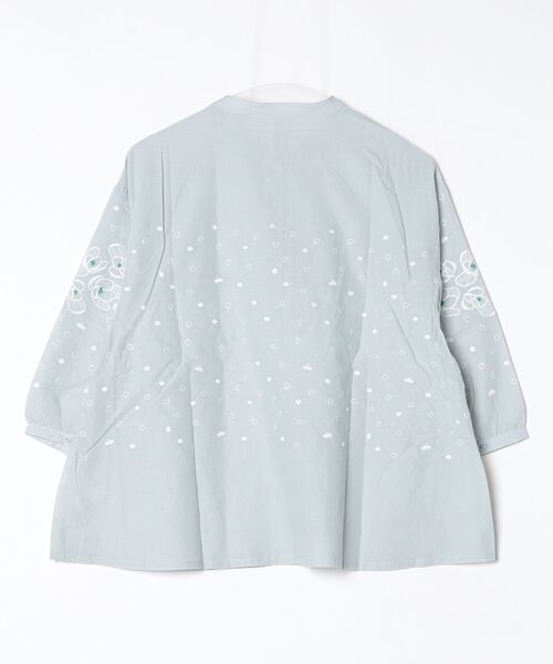 Emago(イマゴ)の「EMAGO 花ドット刺繍シャツ 7分袖(シャツ/ブラウス・レディース・グレー/ブラック・FREE)」の14枚目の写真